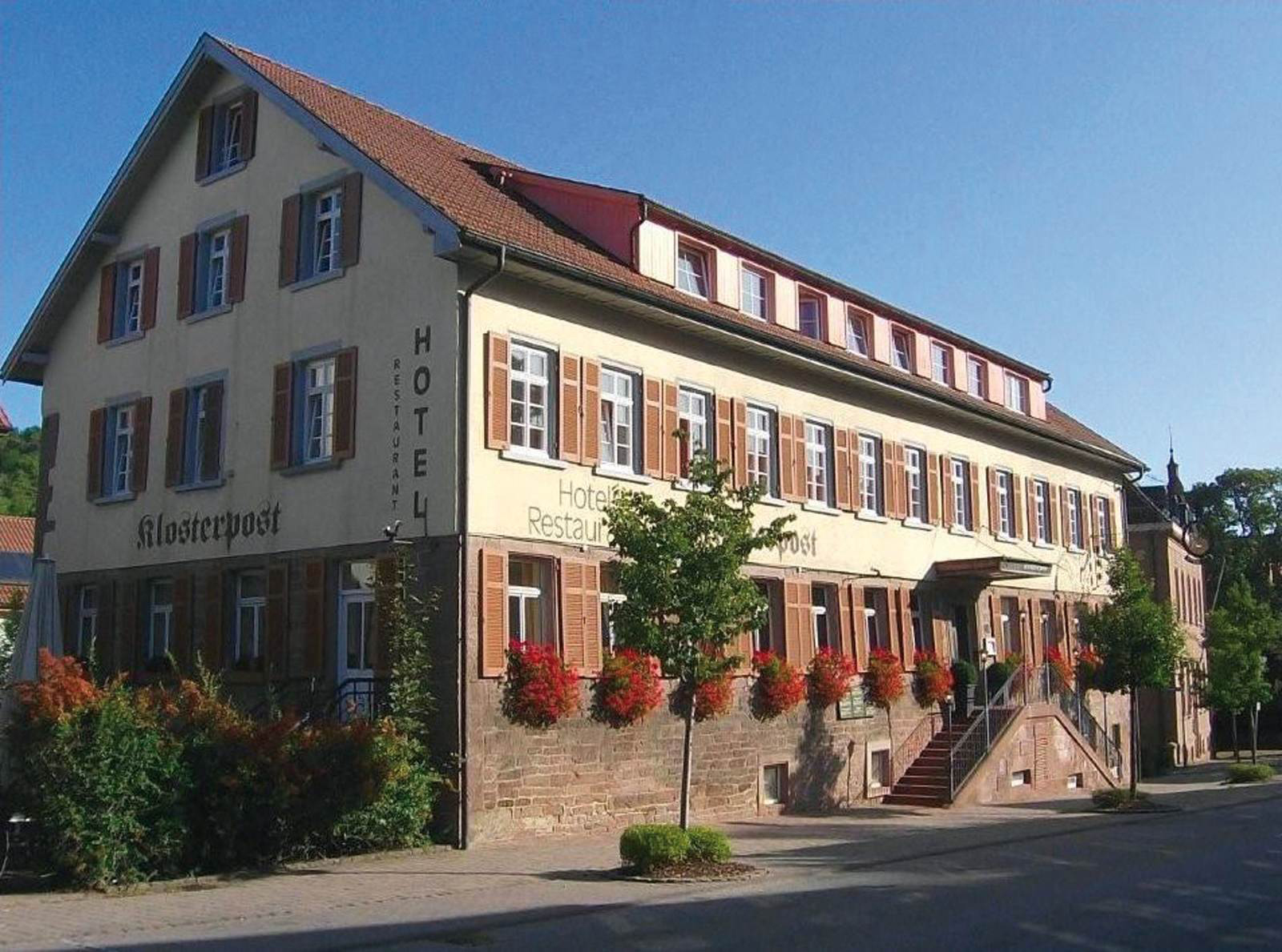 Hotel Klosterpost Aussenansicht
