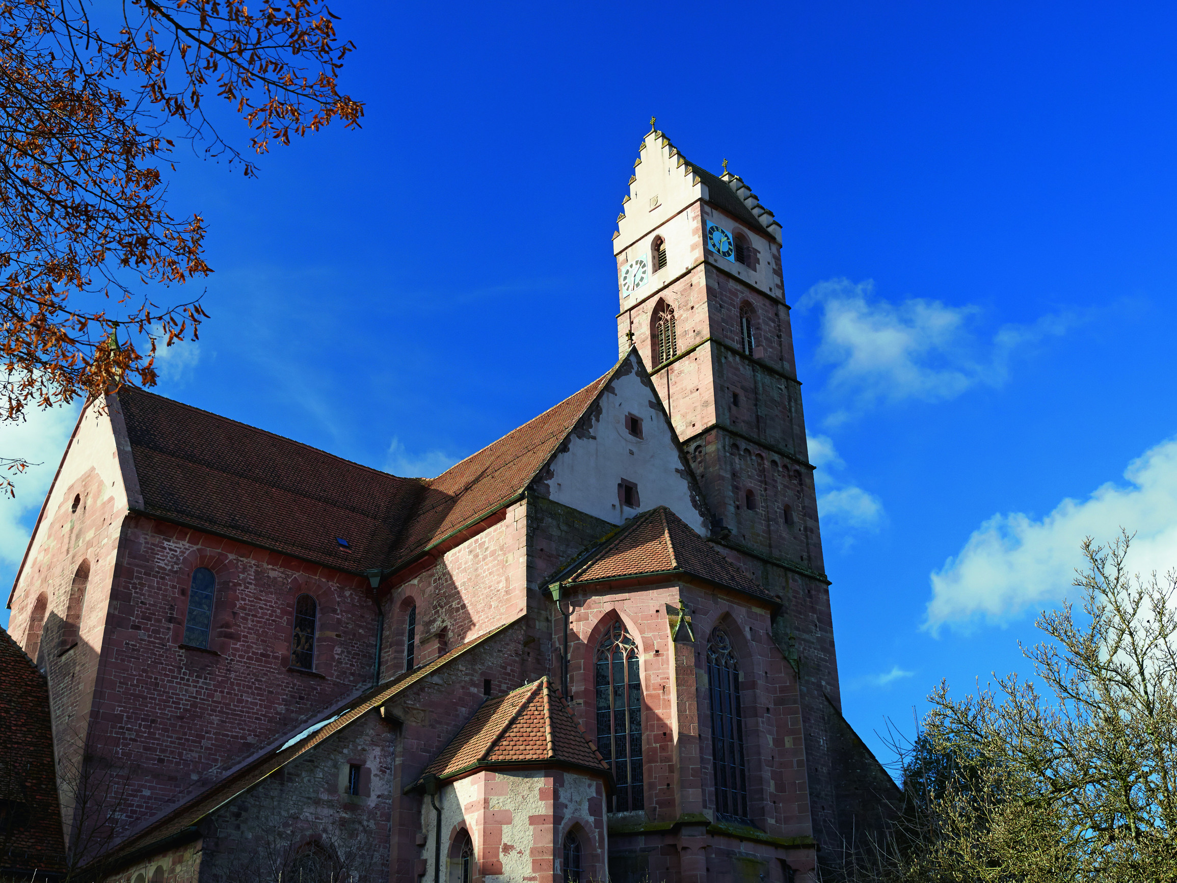 Aussenansicht der Klosterkirche Alpirsbach 